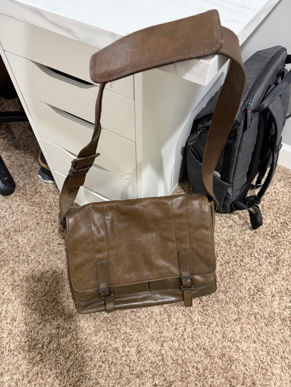 Frye Logan Messenger Bag in Rustic Leather